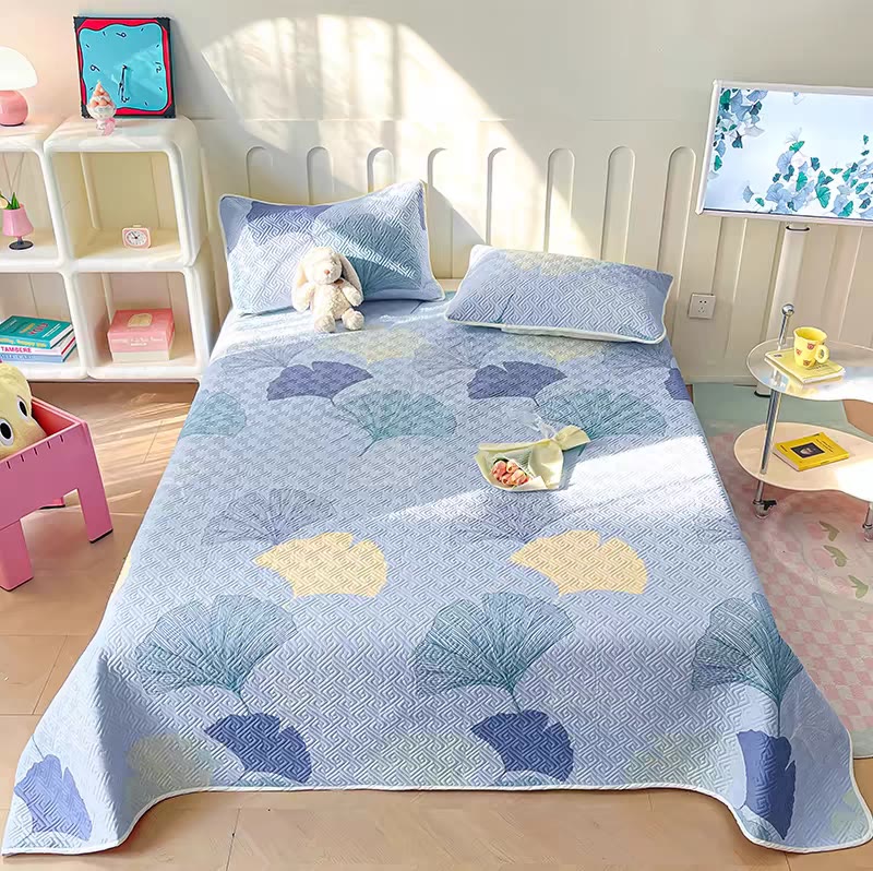 Pure Cotton Ginkgo Leaf Decorative Coverlet