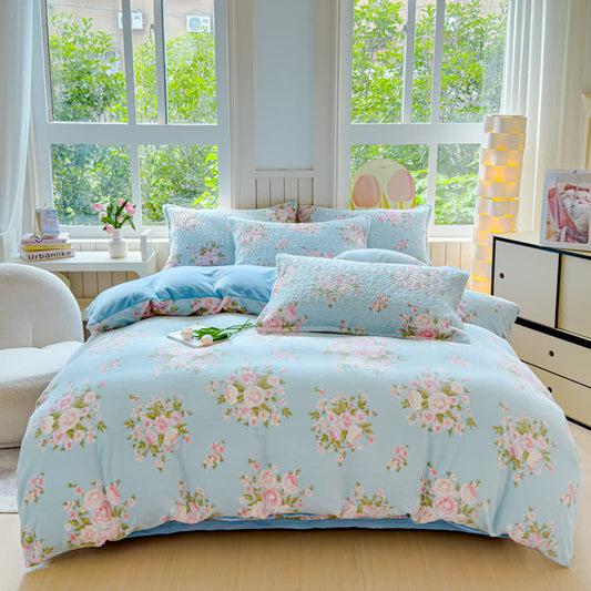 Winter Velvet Elegant Floral Bedding Set(4PCS)