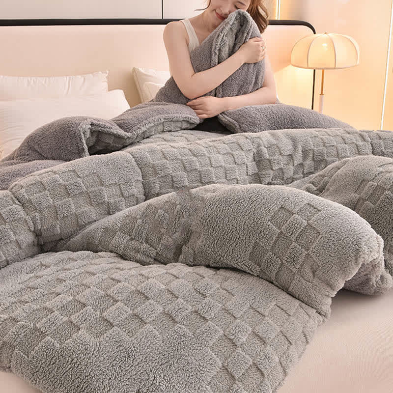 Winter Sherpa Warm Blanket with Quilt Core - image 4
