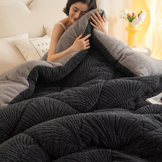 Sherpa Jacquard Ginkgo Leaf Blanket with Quilt Core - image 2