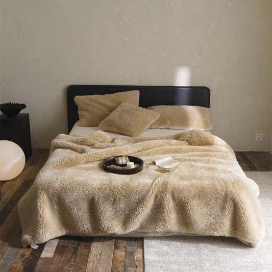 Solid Color Double-sided Fleece Blanket - image 2