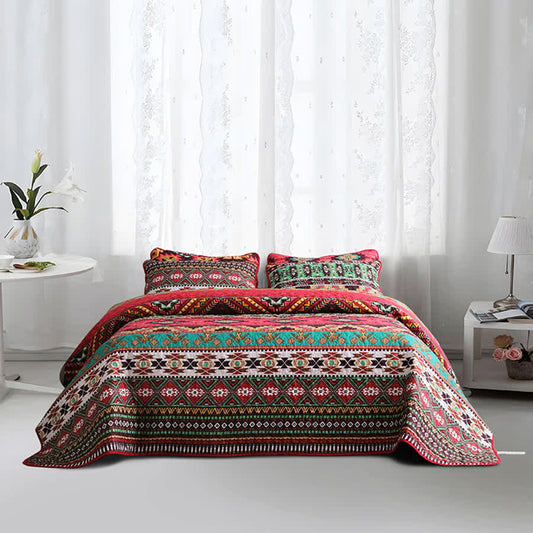 Bohemian Geometric Quilted Breathable Bedding Set(3PCS)