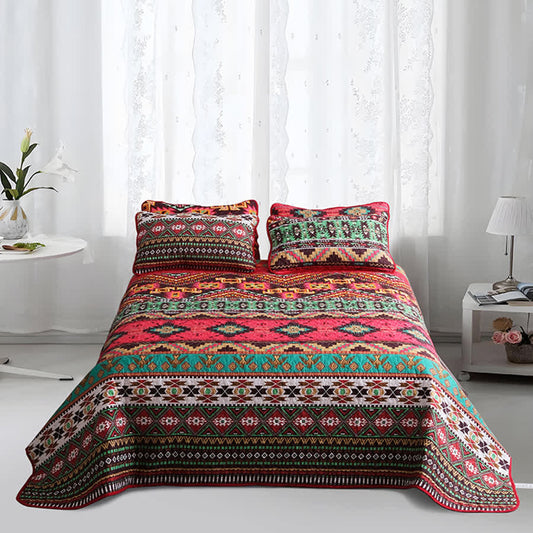 Bohemian Geometric Quilted Breathable Bedding Set(3PCS)