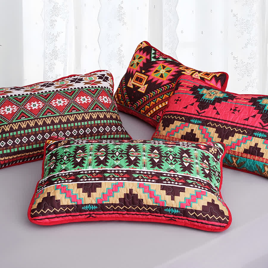 Bohemian Geometric Quilted Breathable Bedding Set(3PCS)