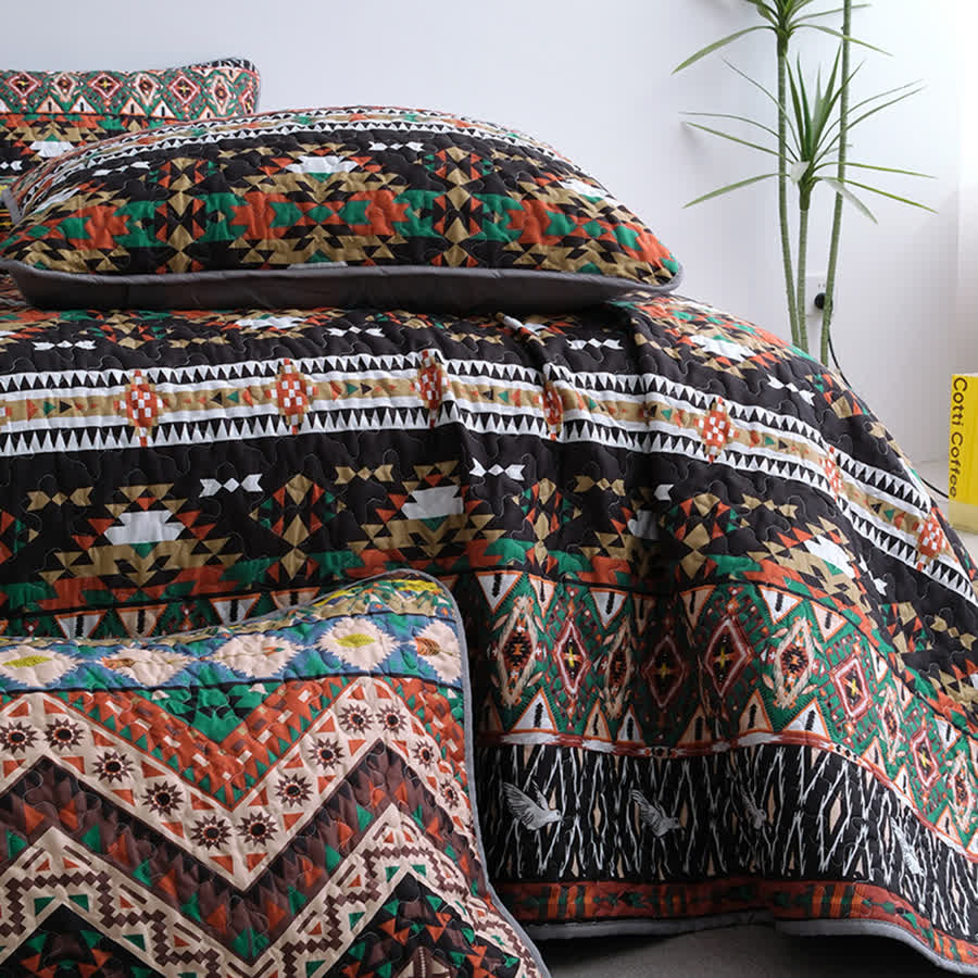 Bohemian Quilted Breathable Soft Bedding Set(3PCS)