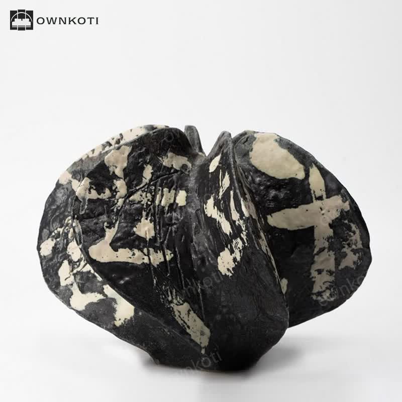 Hand-painted Artistic Vase Decorative Ornament