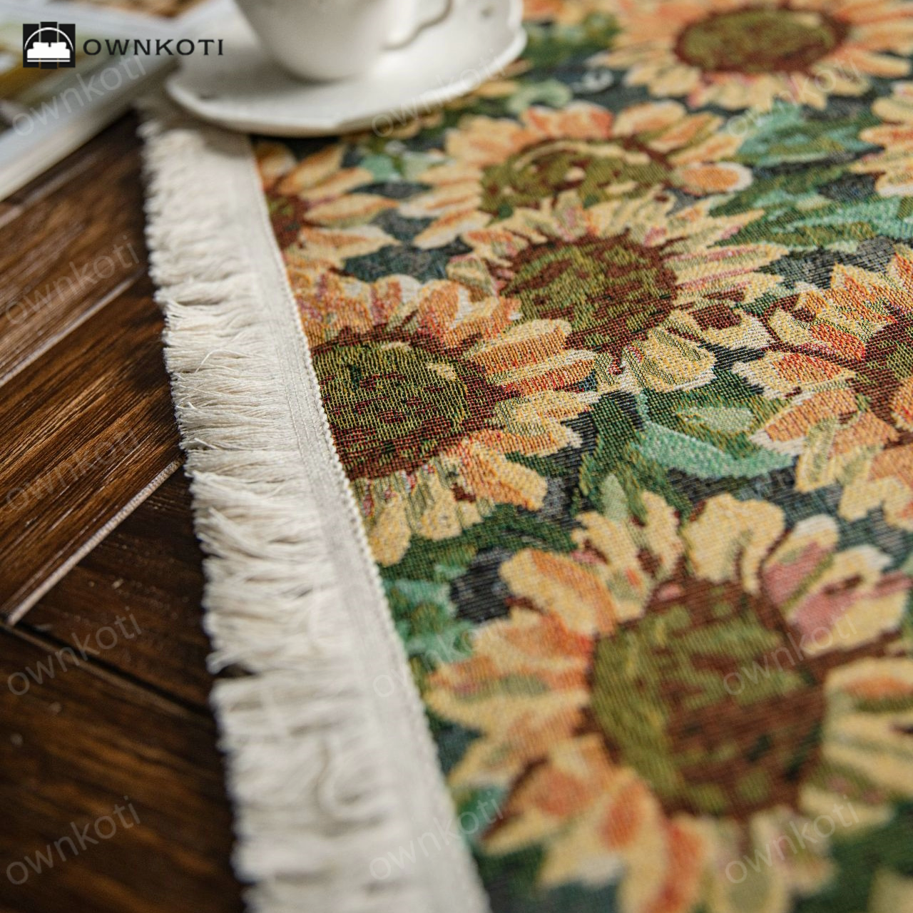 Jacquard Sunflower Vintage Table Runner