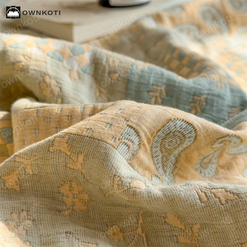 Three Layers Gauze Retro Comfy Lightweight Quilt