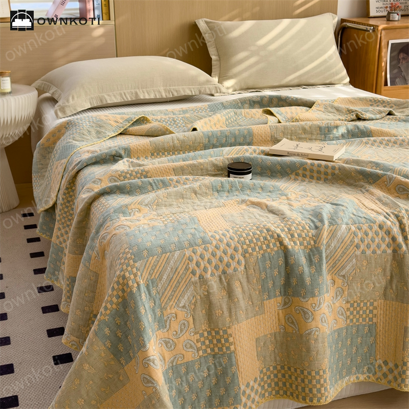 Three Layers Gauze Retro Comfy Lightweight Quilt