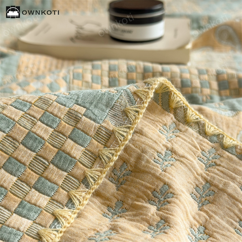 Three Layers Gauze Retro Comfy Lightweight Quilt