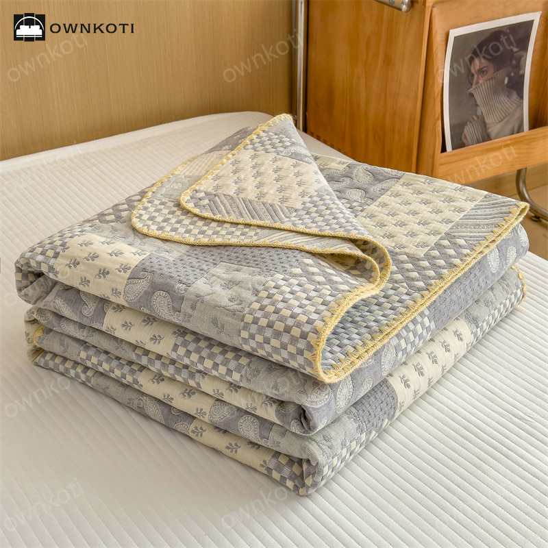 Three Layers Gauze Retro Comfy Lightweight Quilt