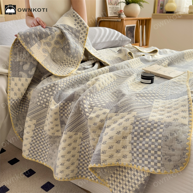 Three Layers Gauze Retro Comfy Lightweight Quilt