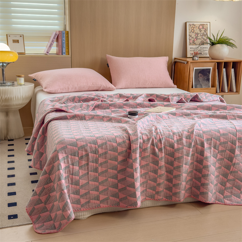Simple Geometric Cotton Gauze Comfy Quilt