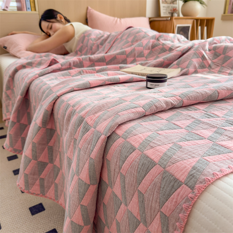 Simple Geometric Cotton Gauze Comfy Quilt