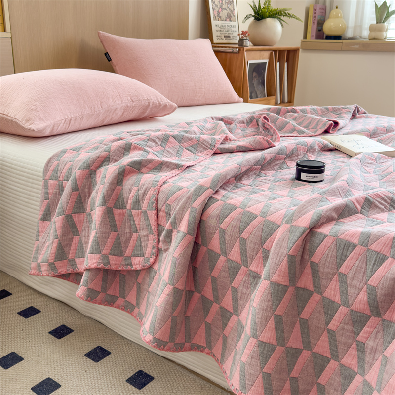 Simple Geometric Cotton Gauze Comfy Quilt