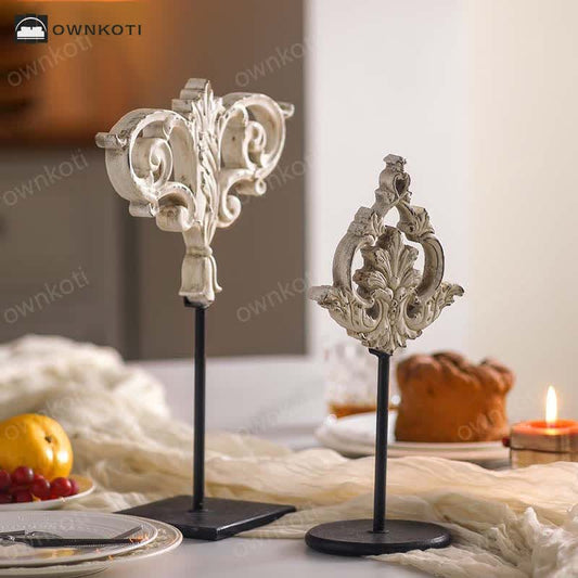 Vintage Exquisite Carved Desktop Decorative Ornament