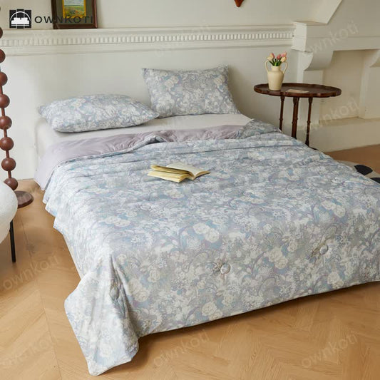 Vintage Floral Soft Lightweight Quilt