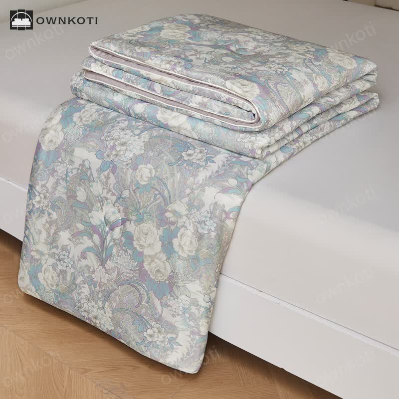 Vintage Floral Soft Lightweight Quilt