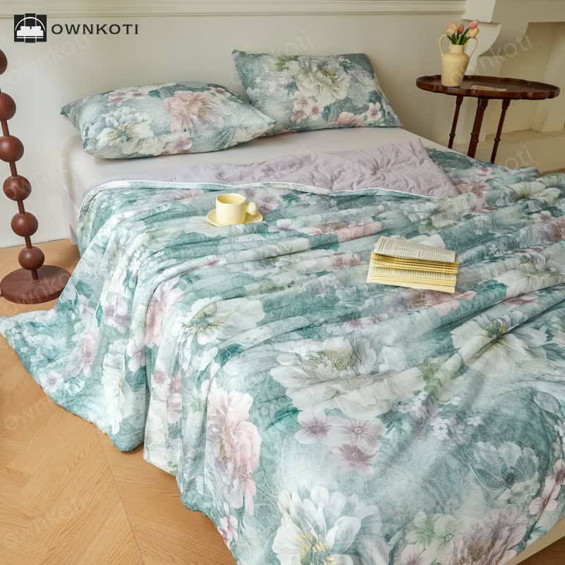 Elegant Floral Breathable Cooling Quilt
