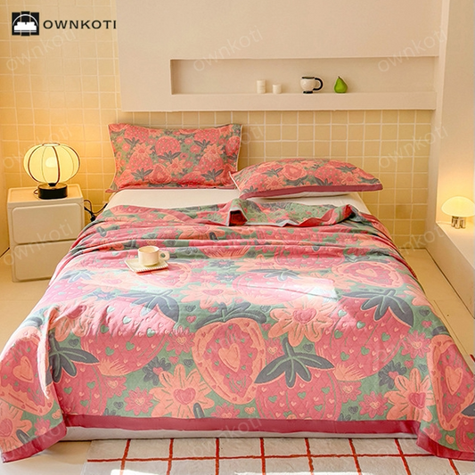 Three Layers Gauze Strawberry Soft Quilt