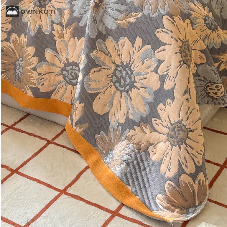 Retro Flower Cotton Gauze Lightweight Quilt