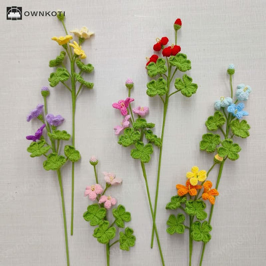 Handmade Knitted Crochet Four-Leaf Clover Bouquet