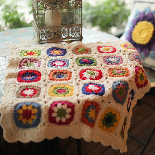 Hand-woven Crocheted Daisy Border Blanket