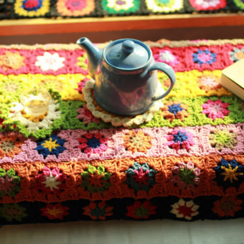 Hand-woven Bright Daisy Crochet Functional Blanket