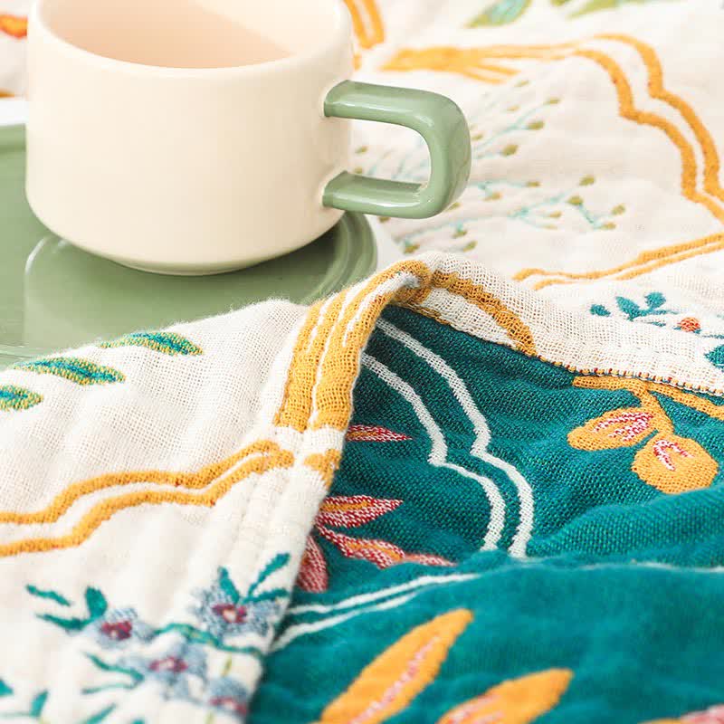 Diamond Floral Cotton Gauze Reversible Quilt