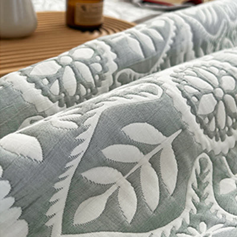 Geometric Leaf Pattern Jacquard Coverlet