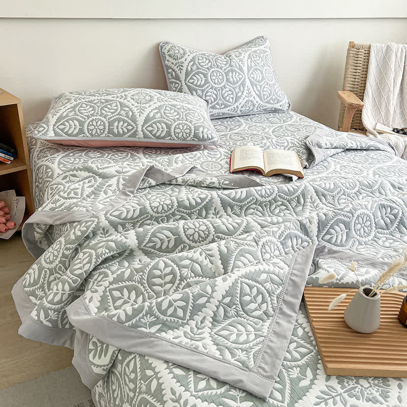 Geometric Leaf Pattern Jacquard Coverlet