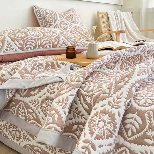 Geometric Leaf Pattern Jacquard Coverlet