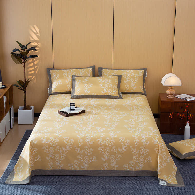 Bright Botanical Pattern Cotton Coverlet