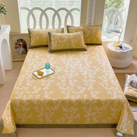 Bright Botanical Pattern Cotton Coverlet