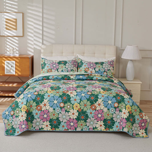 Vintage Luxury Green Clovers Coverlet