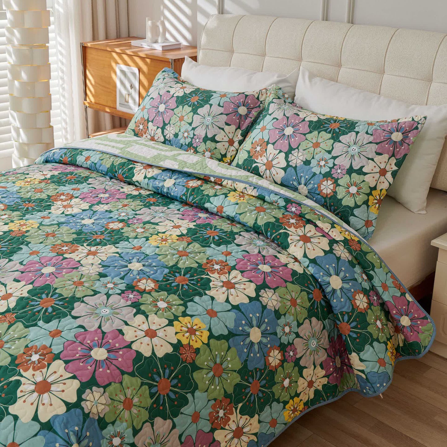 Vintage Luxury Green Clovers Coverlet