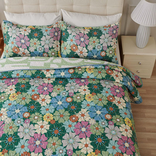 Vintage Luxury Green Clovers Coverlet