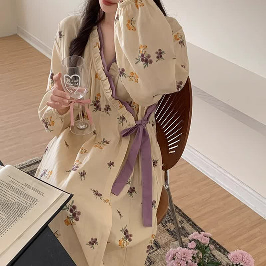 Rural Loquat V-neckline Soft Long Nightgown