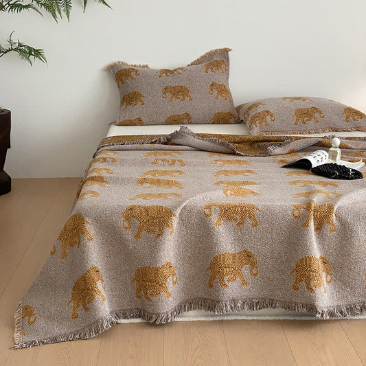 Elephant Print Four-layer Cotton Gauze Tassel Quilt