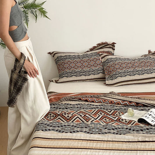 Ethnic Style Four-layer Cotton Gauze Tassel Quilt