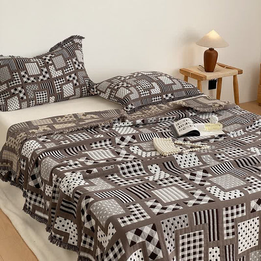 Plaid Polka Dots Pattern Four-layer Cotton Gauze Tassel Quilt