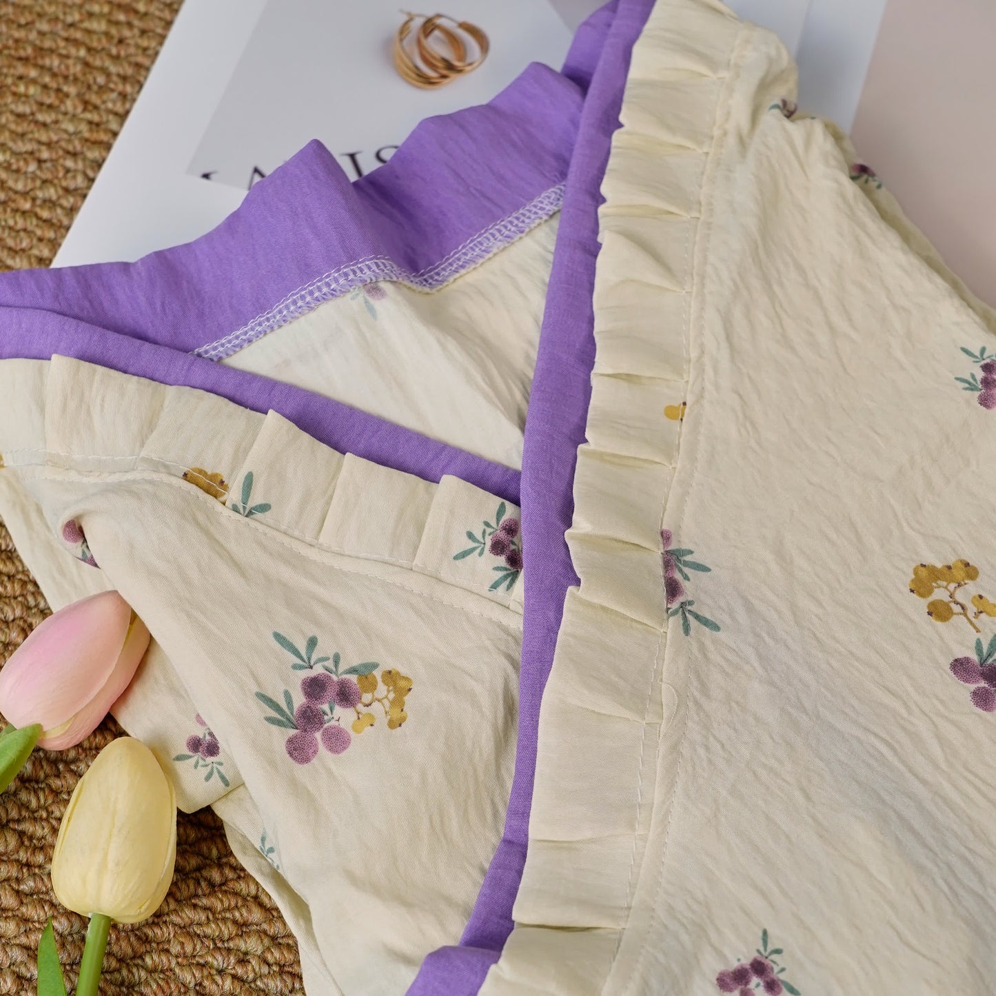 Rural Loquat V-neckline Soft Long Nightgown