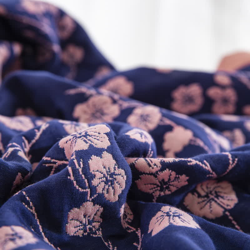 Pastoral Floral Cotton Gauze Jacquard Reversible Quilt - image 8