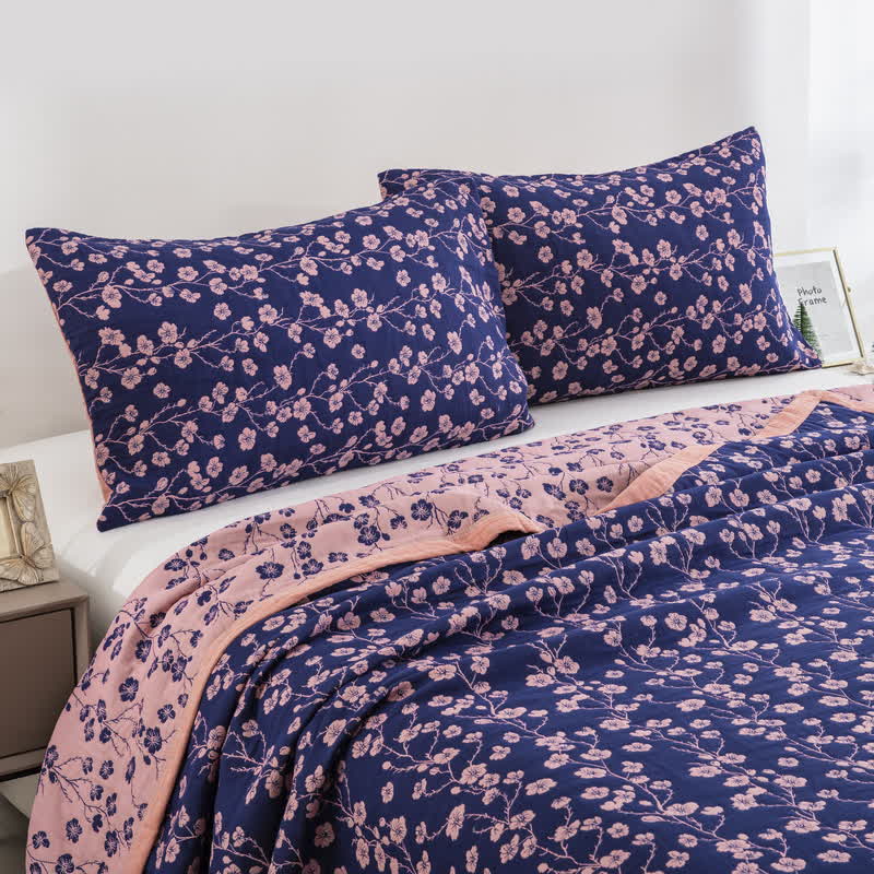 Pastoral Floral Cotton Gauze Jacquard Reversible Quilt - image 3