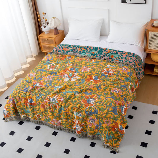 Vintage Floral Cotton Reversible Tassel Quilt