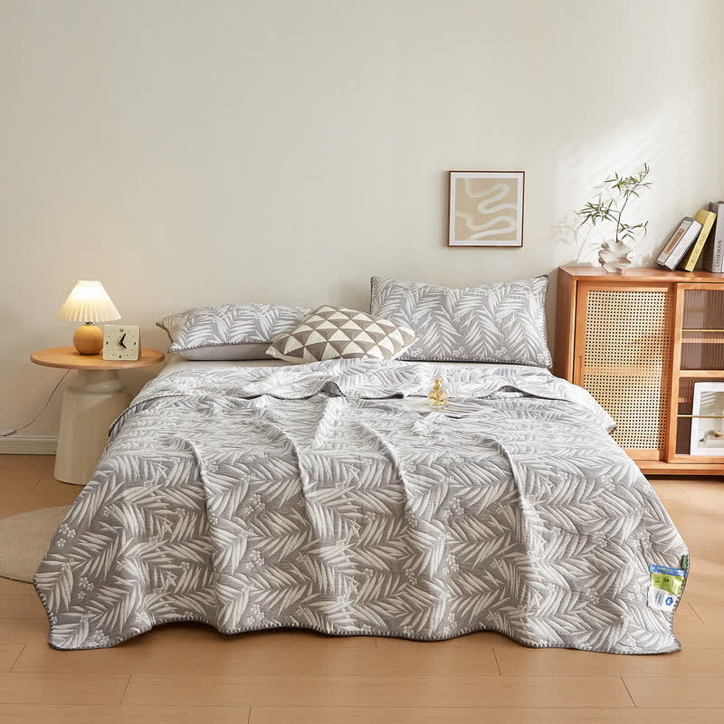 Elegant Leaf Cotton Double Layer Gauze Reversible Quilt