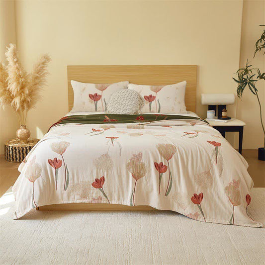 Tulip Print Cotton Gauze Quilt