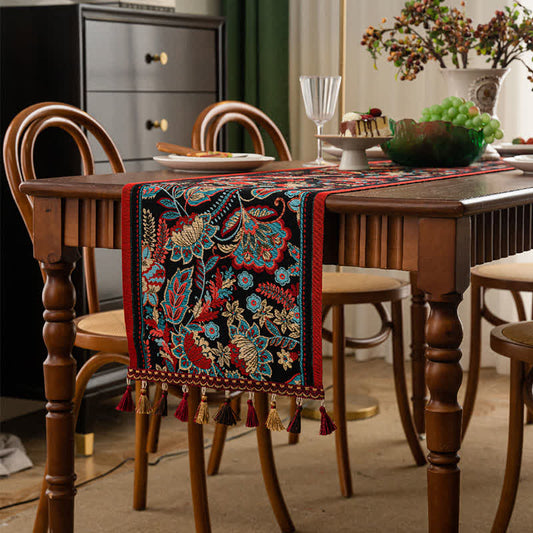 Vintage Tassel Jacquard Floral Table Runner