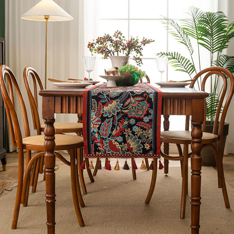 Vintage Tassel Jacquard Floral Table Runner