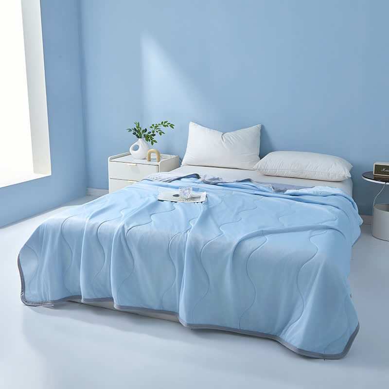 Solid Color Wave-Textured Cooling Quilt